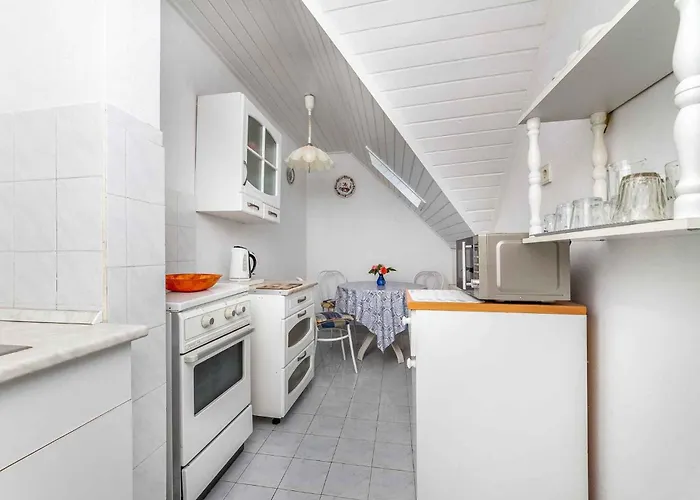 In - Balaton 18986 Nyaraló