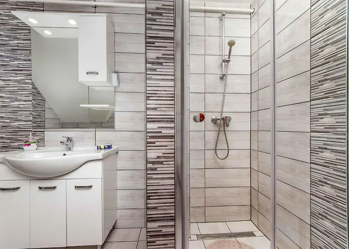 בית נופש In - Balaton 18986 *