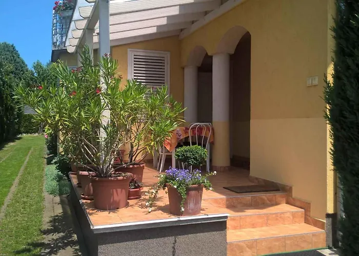 In - Balaton 18986 Nyaraló Keszthely